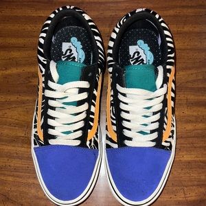 Old Skool zebra print van